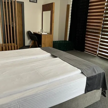 Hotel Orange