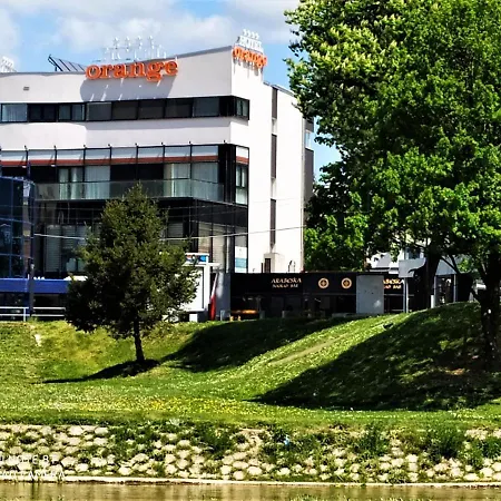 Orange Hotel 4*